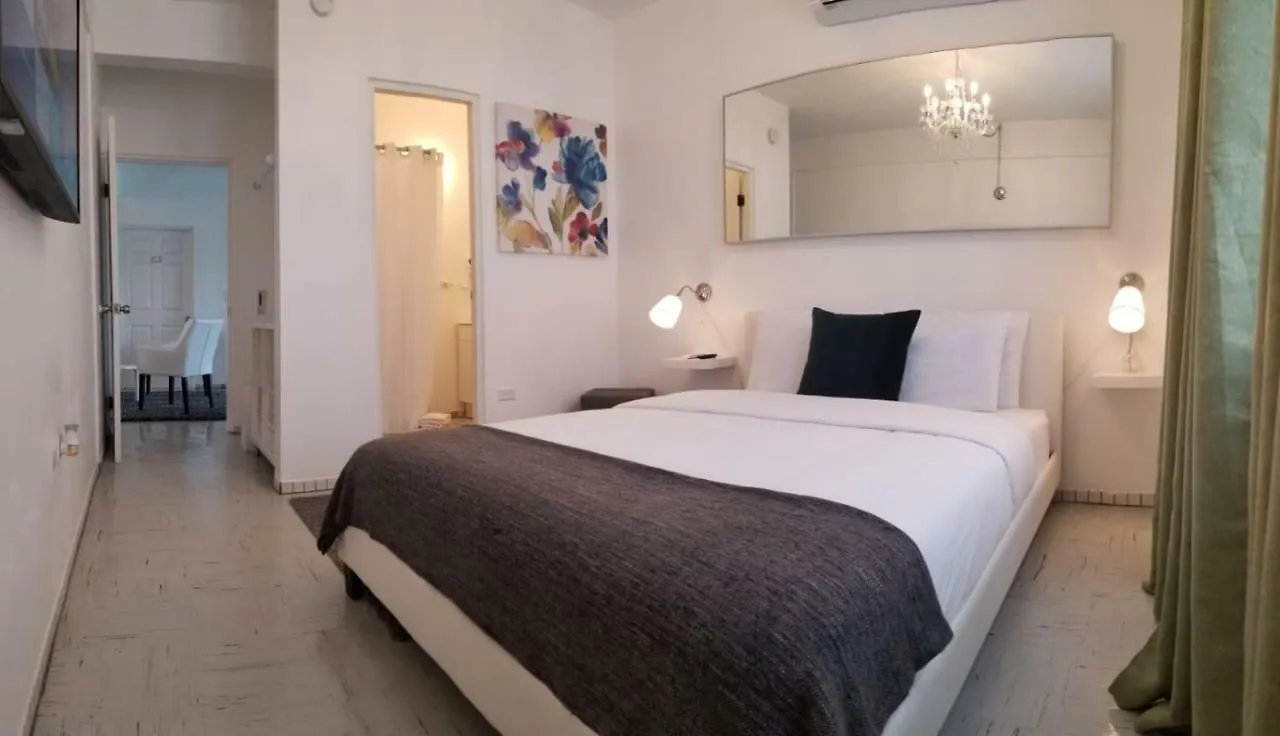 Aibonito Hotel 208 0*,